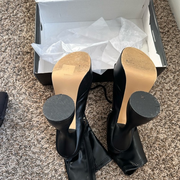 Somewhere To Be Booties - Black - Picture 6 of 9